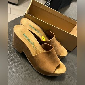 BioNatura Wedge